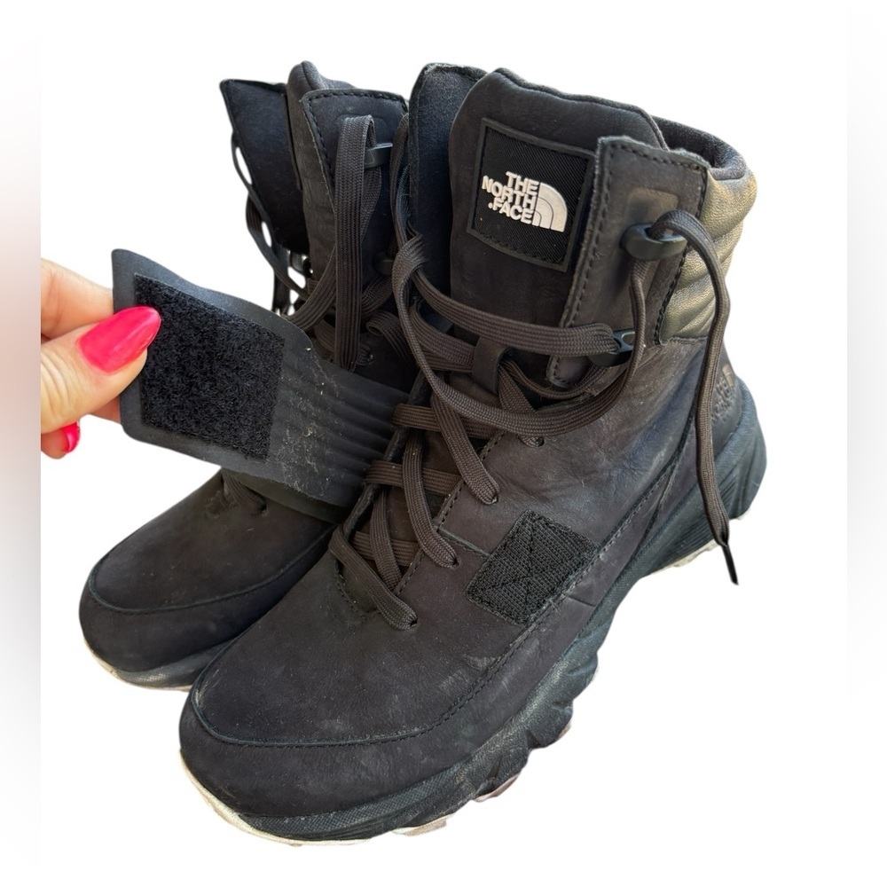 The North face Womens Raedonda Boot/ sneaker Winter Snow Boots Sz 8 black used - Picture 3 of 8